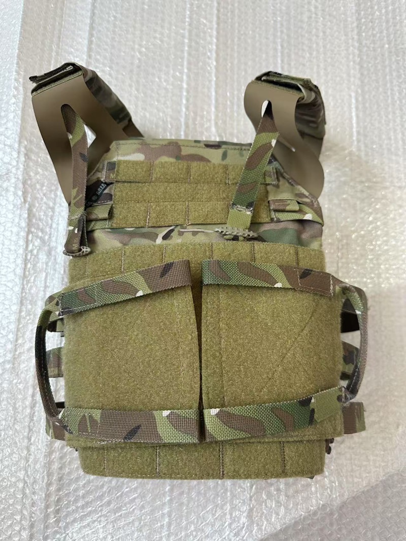 Outdoor Sports JPC2.0 Vest + M - مراجعة Crossfit Vest وسعره